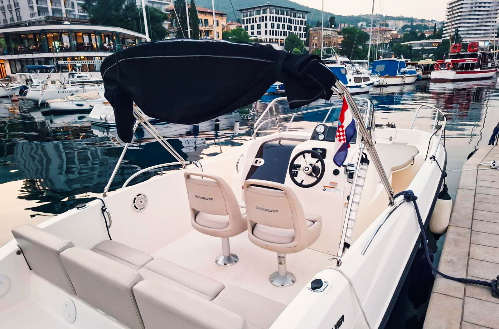 Quicksilver 675 Open